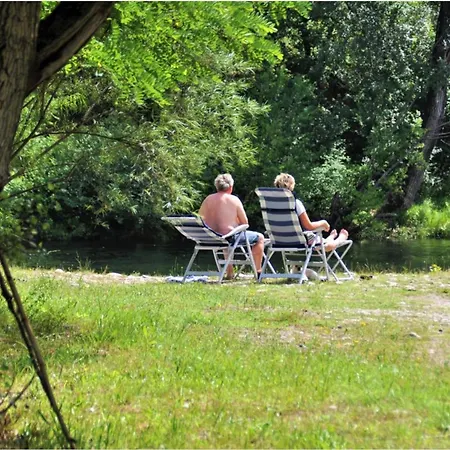 Mobil-home Avec Clim, Animaux Ok - 4 Pers. - Api-1-52-2424 Camping